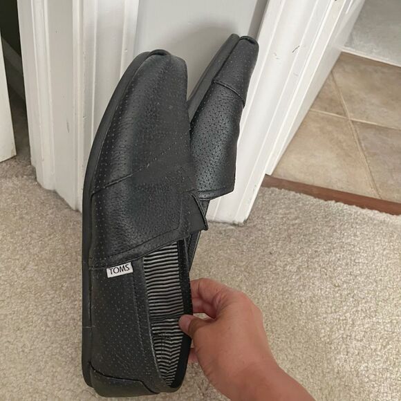 TOMS Classic Alpargata Slip On Genuine Leather Perforated Flat Driving Shoes - Picture 8 of 12